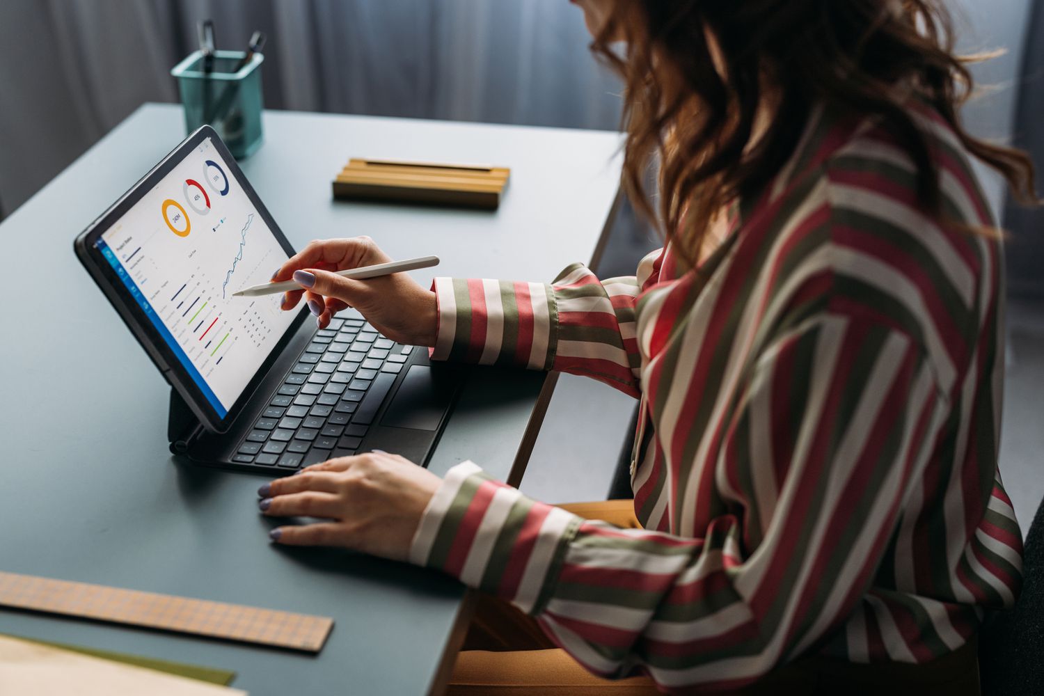 Business Phone Contract Deals: Cost-Effective Solutions for Growing Businesses
