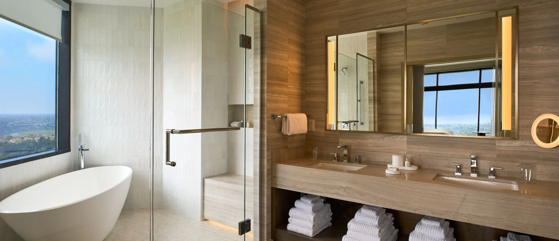 Elegant Mirror With Light Designs for Modern Bathroom Style